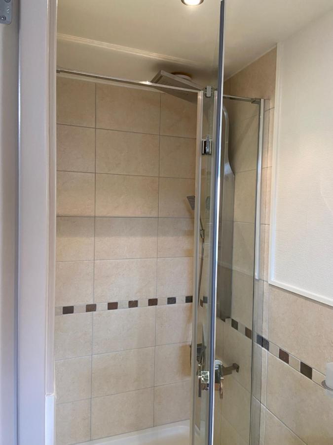 Sfeervol Guesthouse, Prive Tuin En Free Parking روتردام المظهر الخارجي الصورة